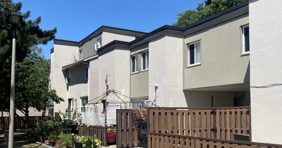 Niagara Regional Housing - 45 Manchester Avenue - Featured Image