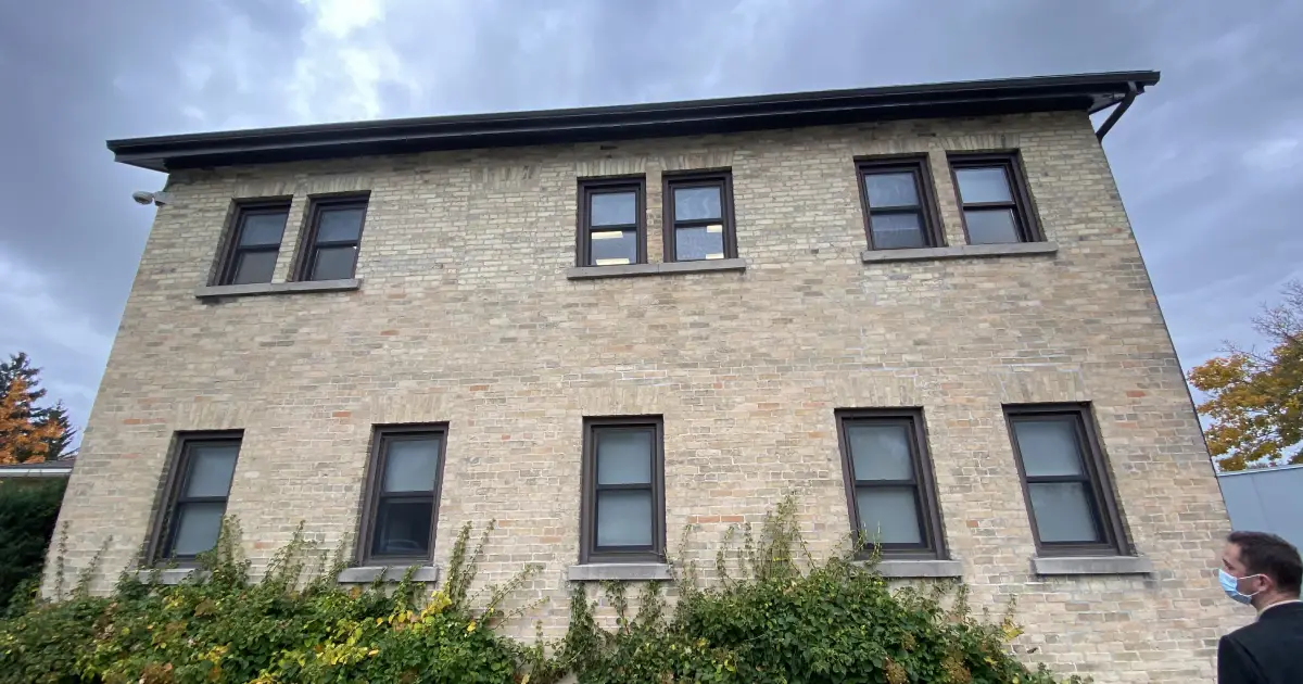 Clinton Public Hospital - Cover